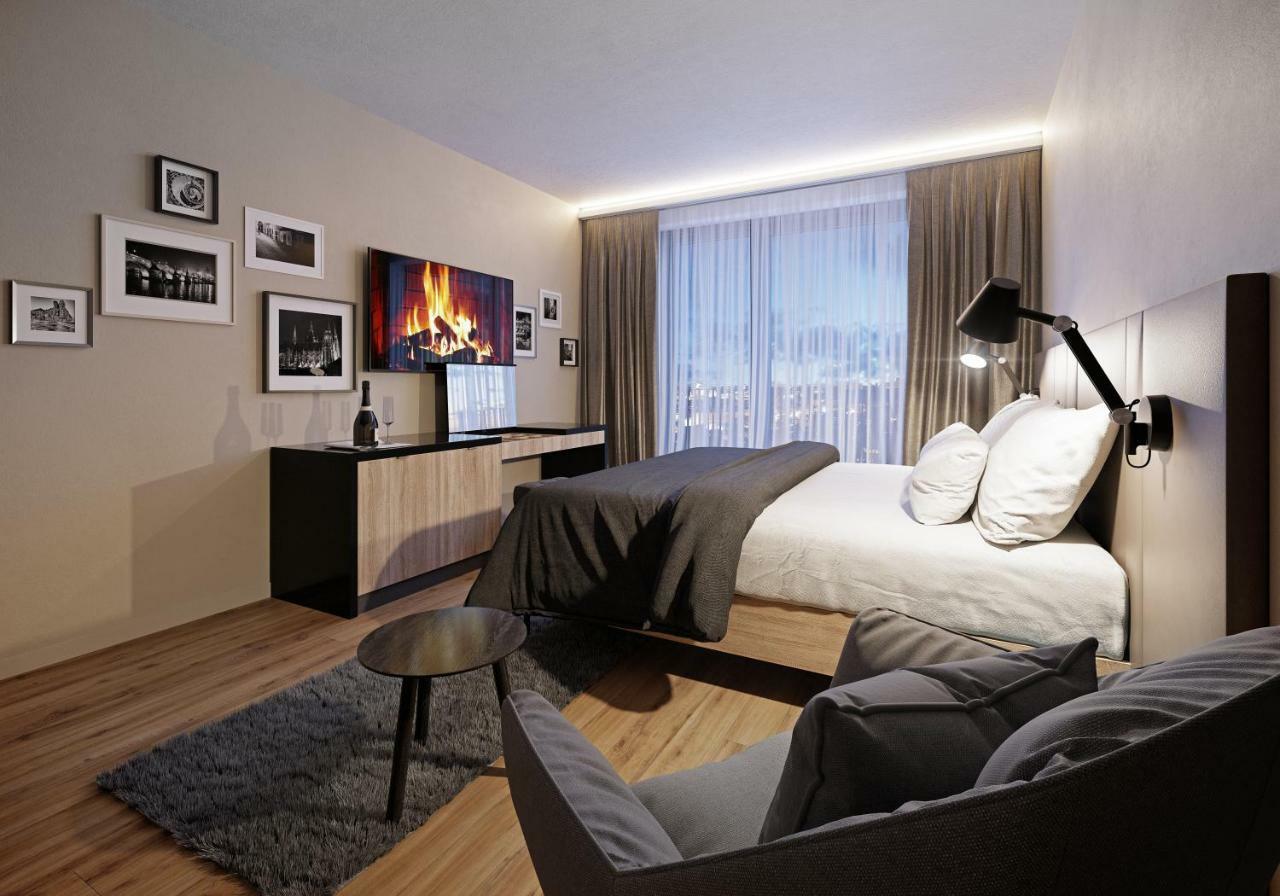 Avenue Pallova 28 Hotel 4*